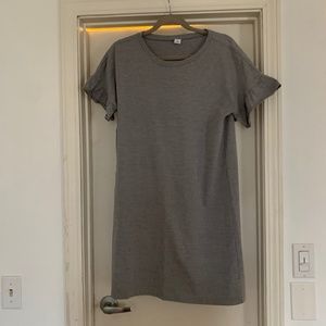 Old Navy Ruffle Short Sleeve Dress